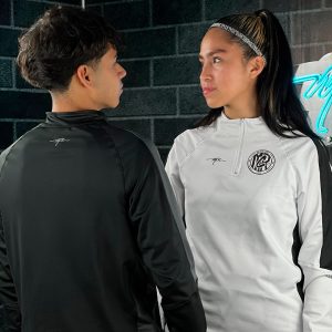 BUZO DE ENTRENAMIENTO