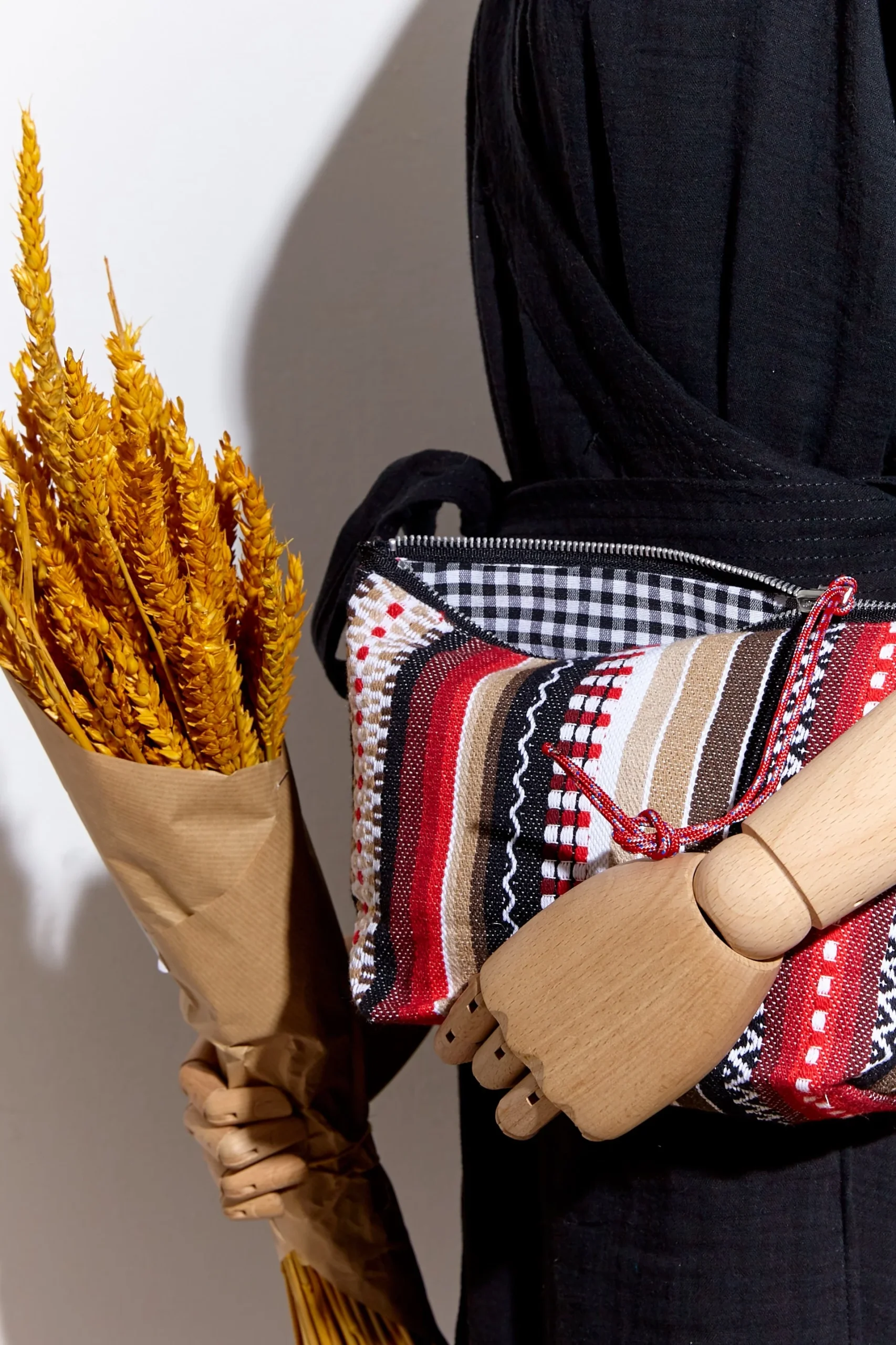 Neceser/estuche tejido manchego rojo - Imagen 5