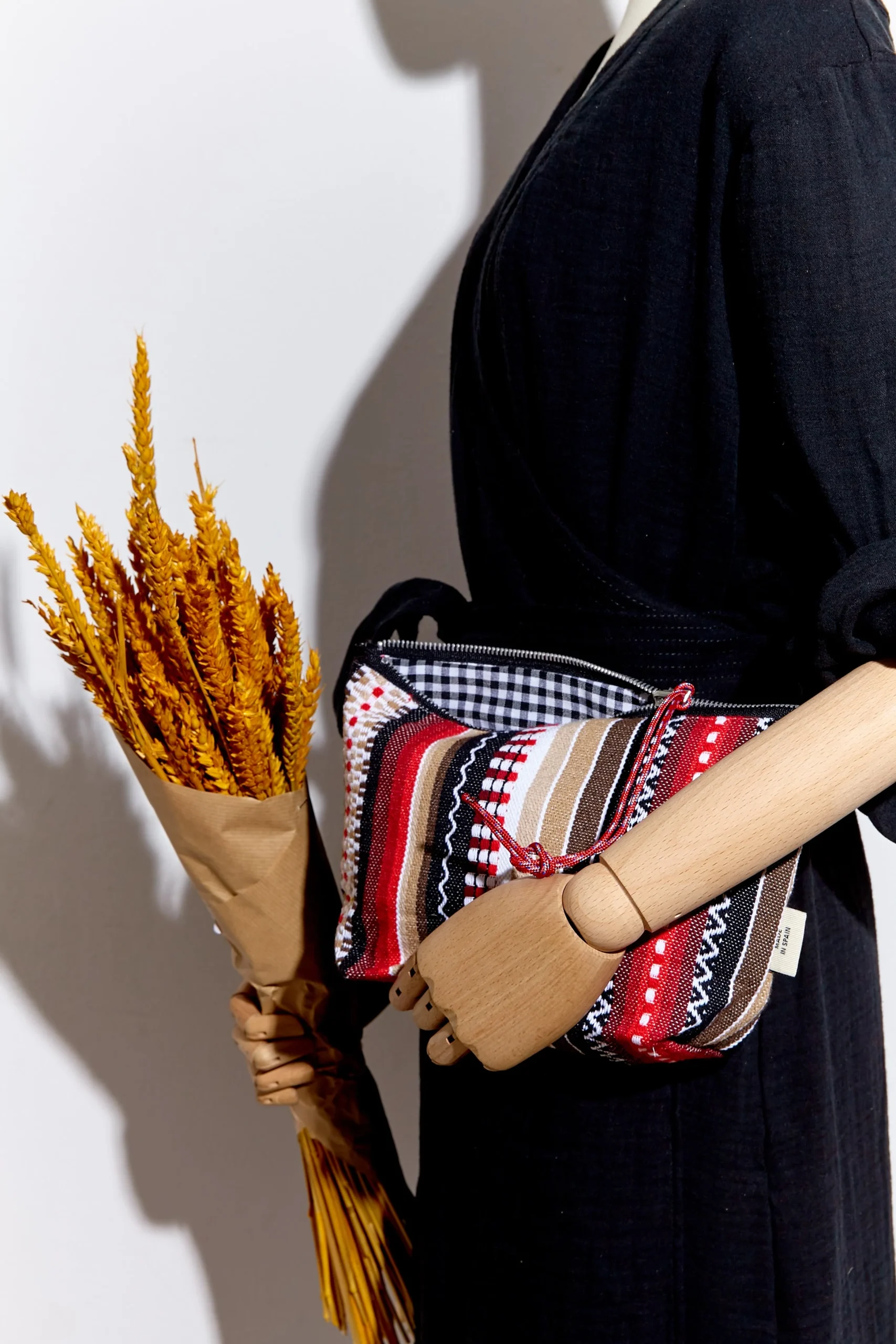 Neceser/estuche tejido manchego rojo - Imagen 7